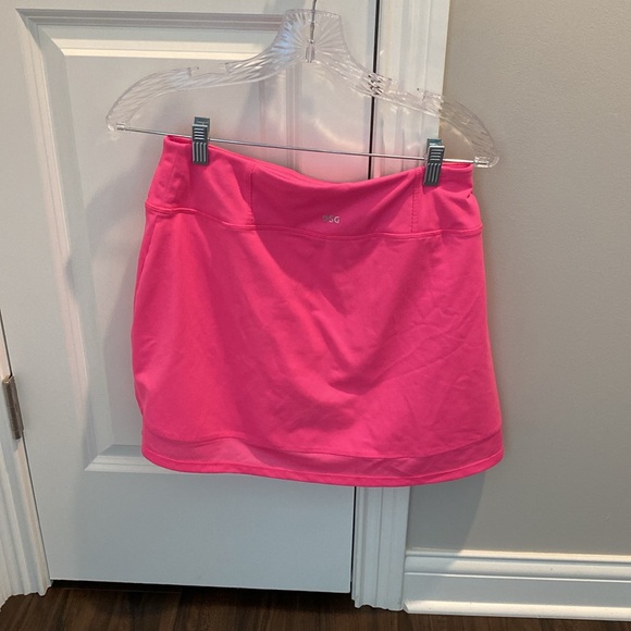 Pink active skort - Picture 4 of 6
